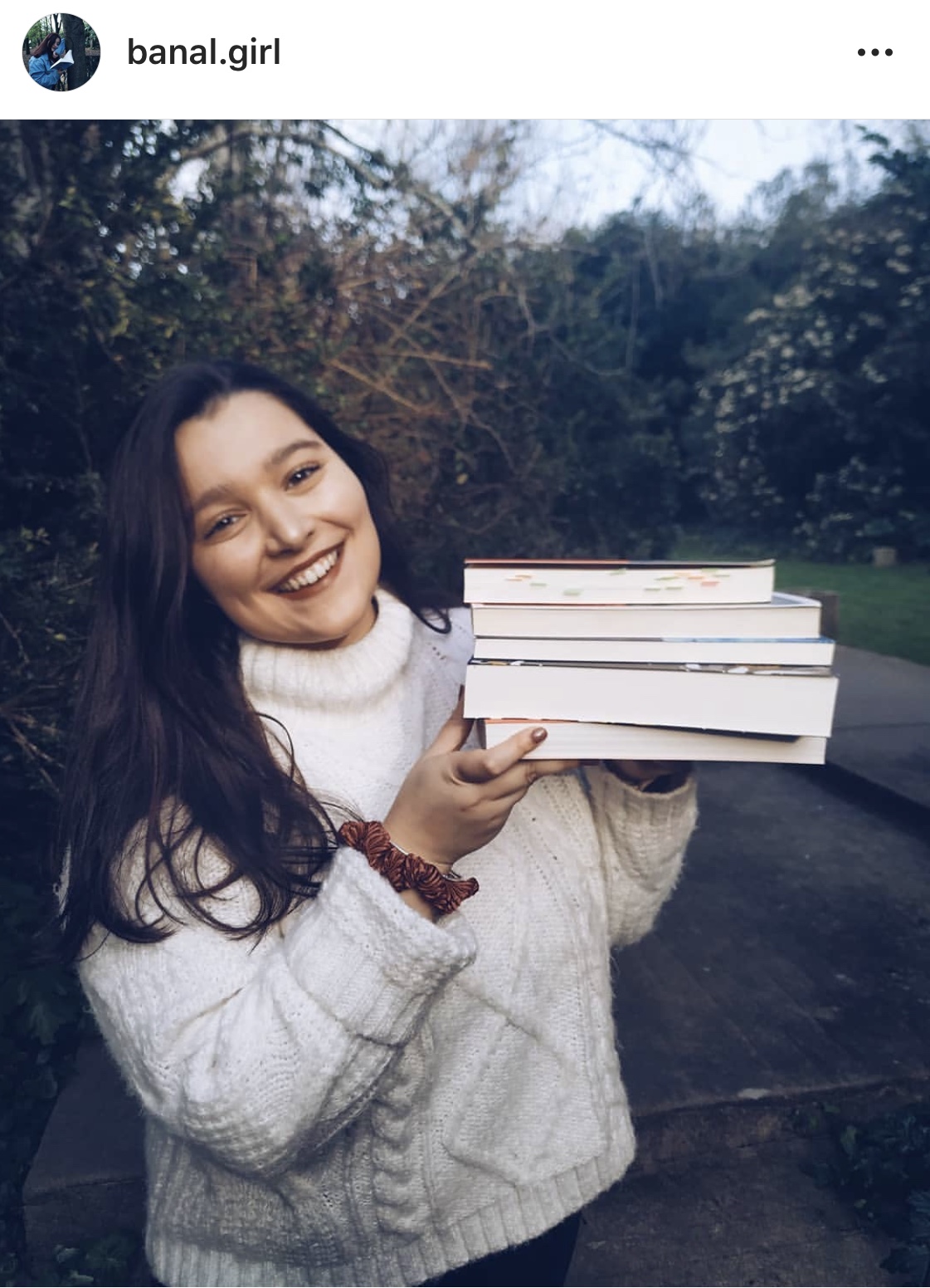 Mariana (@banal.girl); imagem presente no instagram - direitos reservados