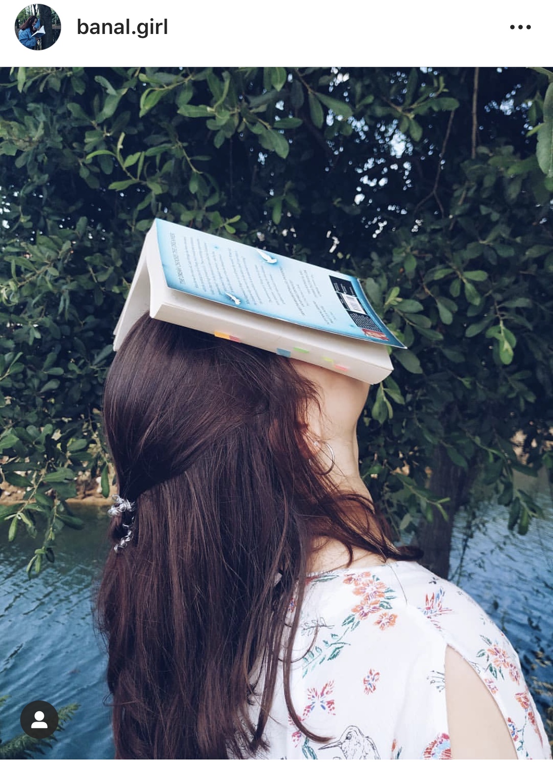 Mariana (@banal.girl); imagem presente no instagram - direitos reservados